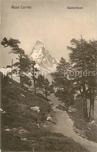 AK / Ansichtskarte Mont Cervin Wanderweg mit Blick zum Matterhorn Walliser Alpen Kat. Matterhorn
