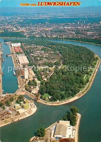 AK / Ansichtskarte Ludwigshafen Rhein Fliegeraufnahme mit Stadtpark und Luitpold Hafen Kat. Ludwigshafen am Rhein