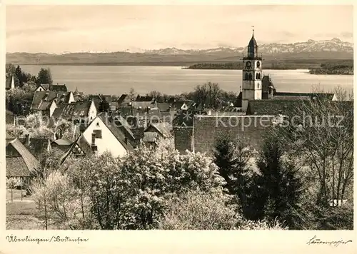 AK / Ansichtskarte ueberlingen Bodensee Stadtbild mit Kirche mit Blick zu den Alpen Kat. ueberlingen