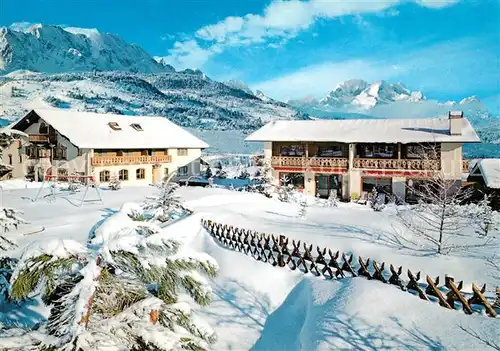 AK / Ansichtskarte Mittenwald Bayern Hotel Toni Hof Winterpanorama Alpen Huber Karte Nr 8455 Kat. Mittenwald
