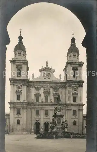 AK / Ansichtskarte Salzburg Oesterreich Dom mit Mariensaeule Kat. Salzburg