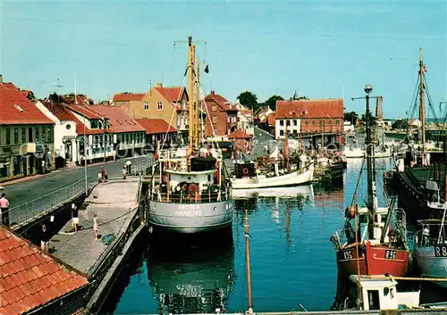 AK / Ansichtskarte Bornholm Hafen Fischkutter Kat. Daenemark