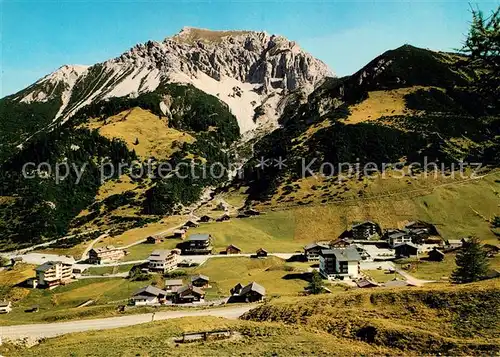 AK / Ansichtskarte Malbun mit Doppelsesselbahn Sareiserjoch und Ochsenkopf Kat. Triesenberg Liechtenstein