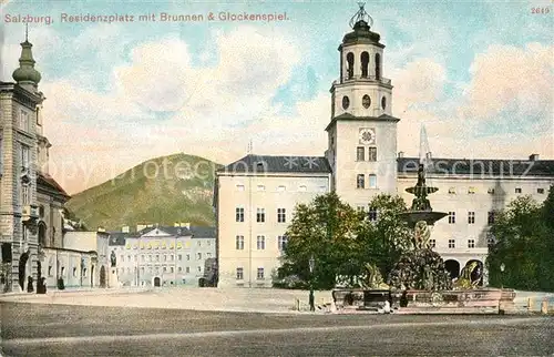 AK / Ansichtskarte Salzburg Oesterreich Residenzplatoez mit Brunnen und Glockenspiel Kat. Salzburg