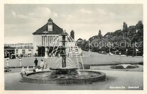 AK / Ansichtskarte Glauchau Bahnhof Brunnen Kat. Glauchau