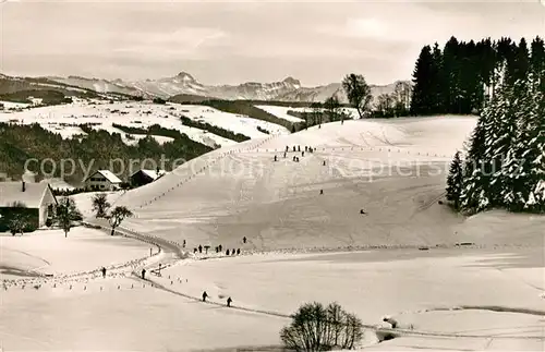 AK / Ansichtskarte Scheidegg Allgaeu uebungshang Hoher Ifen Widderstein  Kat. Scheidegg