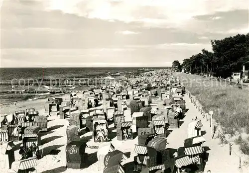 AK / Ansichtskarte Kuehlungsborn Ostseebad Strand Kat. Kuehlungsborn