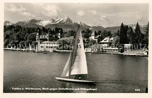 AK / Ansichtskarte Velden Woerther See Blick gegen Schlosshotel und Mittagskogel Kat. Velden am Woerther See