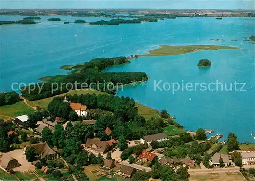 AK / Ansichtskarte Bosau Braasch zum Frohsinn mit Gaestehaus Seefrieden am Gr Ploener See Fliegeraufnahme Kat. Bosau