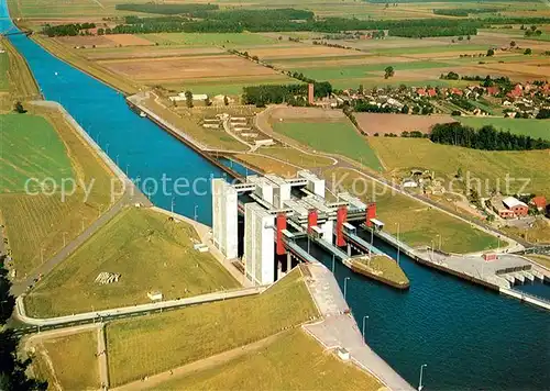 AK / Ansichtskarte Scharnebeck Lueneburg Schiffshebewerk Fliegeraufnahme Kat. Scharnebeck