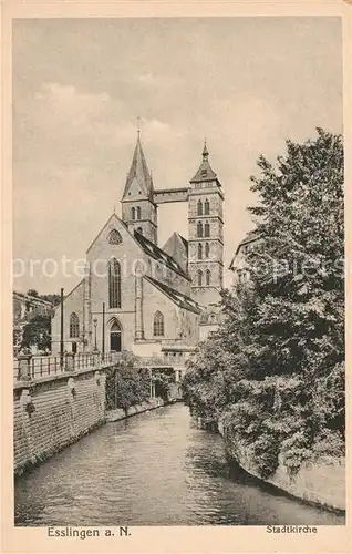 AK / Ansichtskarte Esslingen Neckar Stadtkirche Kat. Esslingen am Neckar