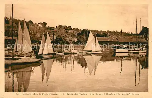 AK / Ansichtskarte Deauville Le Bassin des Yachts  Kat. Deauville