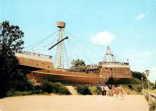 AK / Ansichtskarte Sassnitz Ostseebad Ruegen Neu Mukran Piratenschiff Kat. Sassnitz