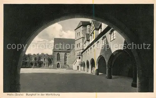 AK / Ansichtskarte Halle Saale Burghof in der Moritzburg Kat. Halle