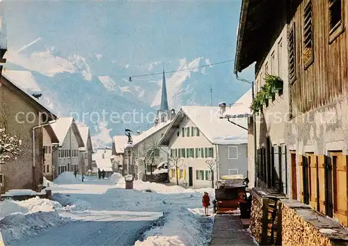 AK / Ansichtskarte Garmisch Partenkirchen Floriansplatz mit Zugspitzgruppe Kat. Garmisch Partenkirchen