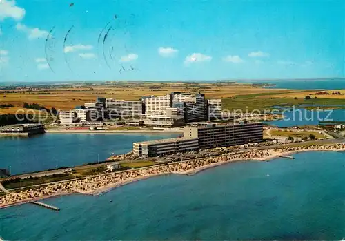 AK / Ansichtskarte Heiligenhafen Ostseebad Fliegeraufnahme Strand Kat. Heiligenhafen