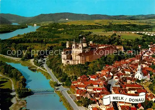 AK / Ansichtskarte Melk Donau Fliegeraufnahme Benediktinerstift  Kat. Melk Wachau