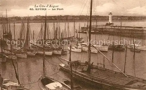 AK / Ansichtskarte Royan Charente Maritime Le Port Cote d Argent Kat. Poitiers Charentes