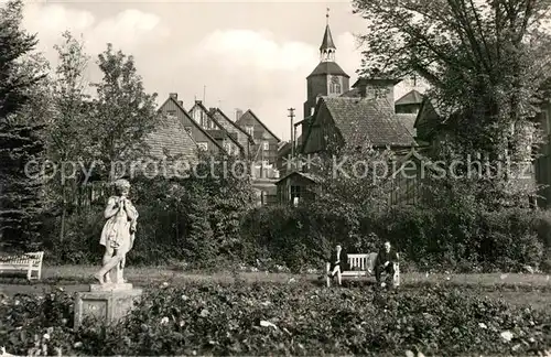 AK / Ansichtskarte Benneckenstein Harz Floetenspieler im Kurpark 