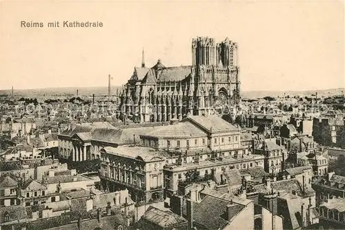 AK / Ansichtskarte Reims Champagne Ardenne mit Kathedrale Kat. Reims