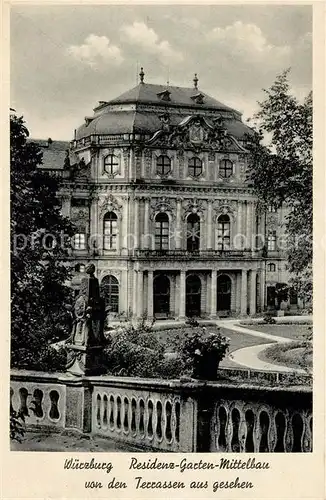 AK / Ansichtskarte Wuerzburg Residenz Garten Mittelbau Terrassenblick Kat. Wuerzburg