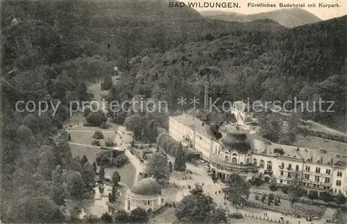 AK / Ansichtskarte Bad Wildungen Fuerstliches Badehotel mit Kurpark Kat. Bad Wildungen