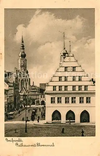 AK / Ansichtskarte Greifswald Rathaus mit Ehrenmal