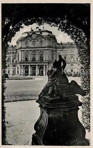 AK / Ansichtskarte Wuerzburg Residenz Hofgarten Kat. Wuerzburg