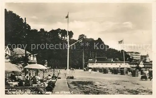 AK / Ansichtskarte Sassnitz Ostseebad Ruegen Strand Seebruecke Kat. Sassnitz