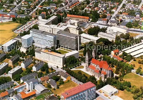 AK / Ansichtskarte Wels Fliegeraufnahme Krankenhaus Barmherzige Schwestern hl Kreuz