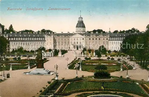 AK / Ansichtskarte Karlsruhe Baden Schlossplatz mit Landesmuseum