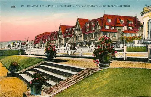 AK / Ansichtskarte Deauville Normandy Hotel et Boulevard Cornuche Pferde Kat. Deauville