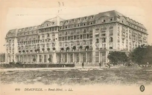 AK / Ansichtskarte Deauville Royal Hotel Kat. Deauville