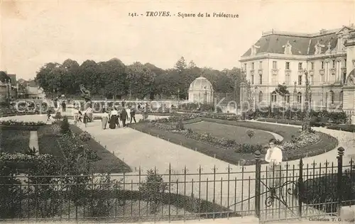 AK / Ansichtskarte Troyes Aube Square de la Prefecture Kat. Troyes