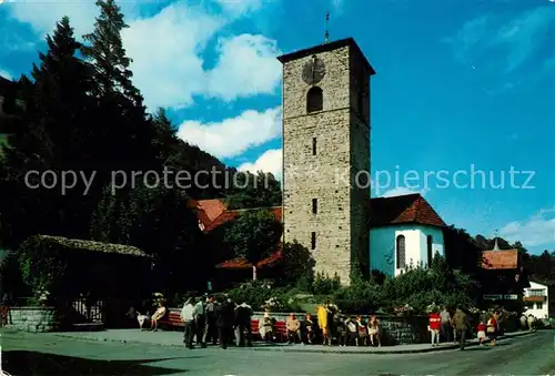 AK / Ansichtskarte Adelboden Dorfstrasse mit Kirche Kat. Adelboden