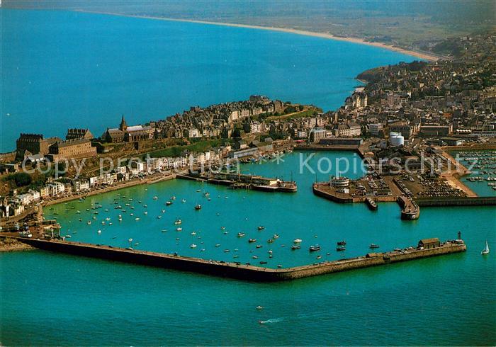AK / Ansichtskarte Granville Manche Les Ports et la Haute Ville vue
