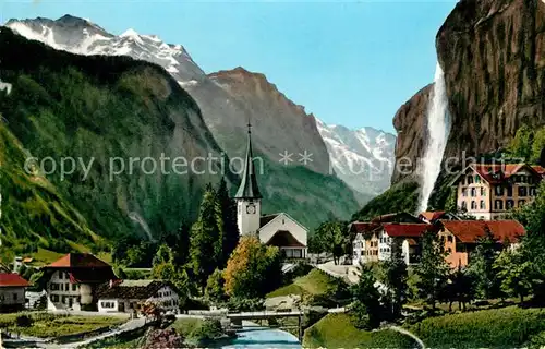 AK / Ansichtskarte Lauterbrunnen BE mit Staubbach Wasserfall und Jungfrau Kat. Lauterbrunnen