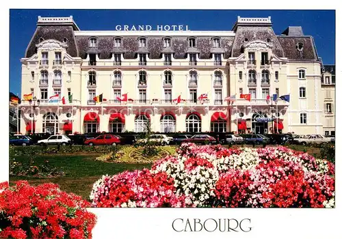 AK / Ansichtskarte Cabourg Les jardins et le Grand Hotel Kat. Cabourg