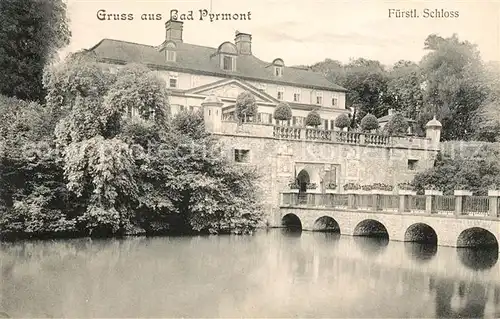 AK / Ansichtskarte Pyrmont Bad Schloss Kat. Bad Pyrmont