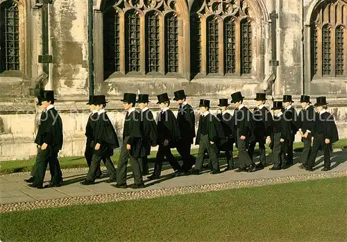 AK / Ansichtskarte Cambridge Cambridgeshire Choristers Kings College