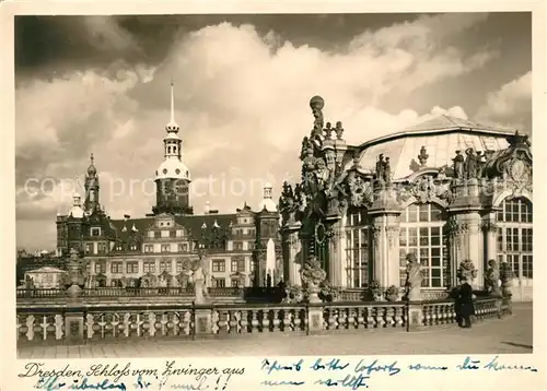 AK / Ansichtskarte Dresden Schloss Blick vom Zwinger Kat. Dresden Elbe