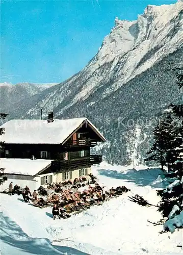 AK / Ansichtskarte Mittenwald Bayern Gasthaus Gletscherschliff Winteraufnahme Kat. Mittenwald