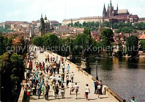 AK / Ansichtskarte Prag Prahy Prague Karlsbruecke mit Schloss Kat. Praha