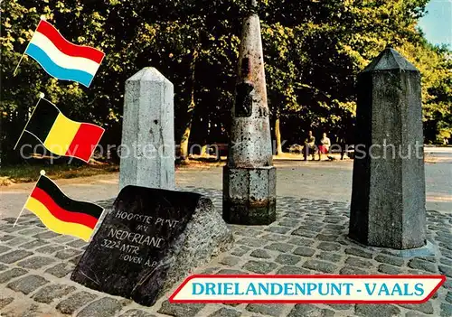 AK / Ansichtskarte Vaals Drielandenpunt Dreilaenderpunkt Flaggen Kat. Niederlande