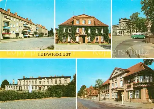AK / Ansichtskarte Ludwigslust John Brinckman Strasse Rathaus Schloss Bahnhof HO Hotel Kat. Ludwigslust