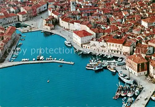 AK / Ansichtskarte Cres Hafen Altstadt Fliegeraufnahme Kat. Hrvatska