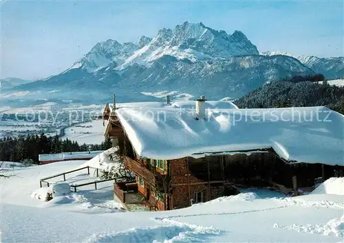 AK / Ansichtskarte St Johann Tirol Wintersportzentrum mit Wildem Kaiser Kat. St. Johann in Tirol