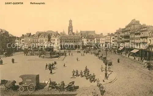 AK / Ansichtskarte Saint Quentin Aisne Rathausplatz