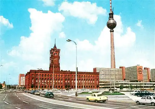 AK / Ansichtskarte Berlin Rathaus Fernsehturm Hauptstadt der DDR Kat. Berlin