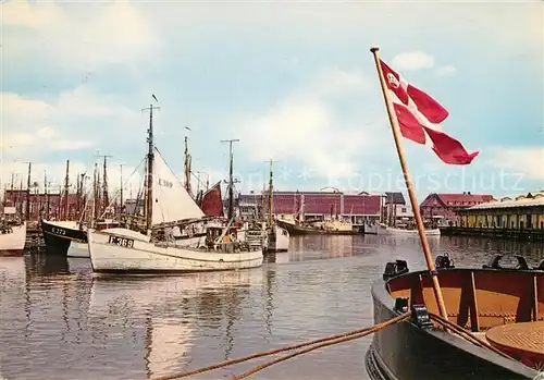 AK / Ansichtskarte Esbjerg Fischereihafen Kat. Esbjerg